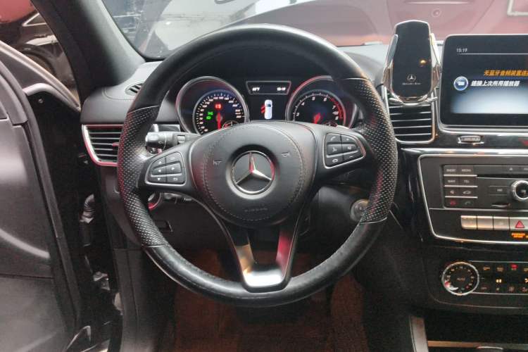 Used Mercedes-Benz GLS  Steering Wheel