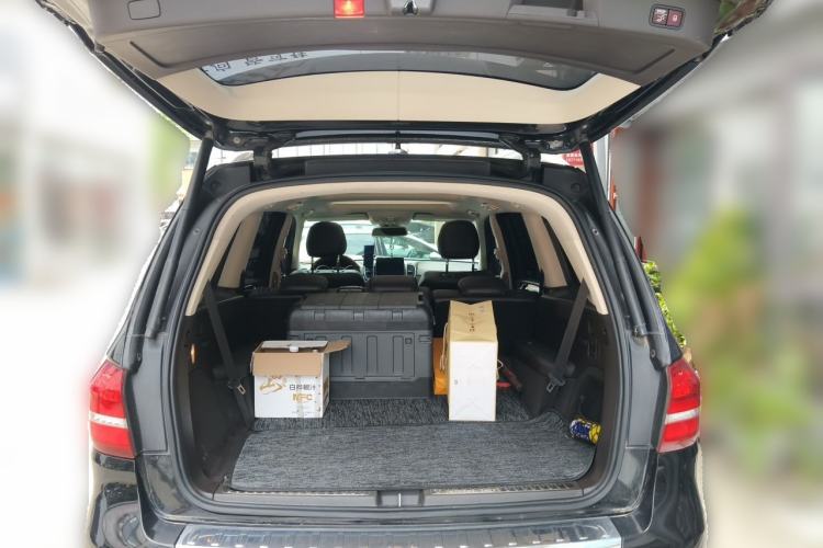 Used Mercedes-Benz GLS 2018 Refreshed GLS 400 4MATIC Dynamic Edition Trunk