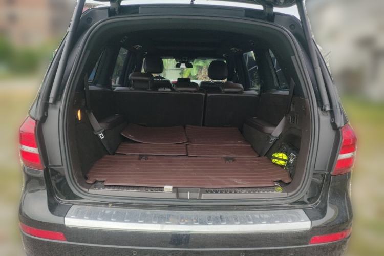 Used Mercedes-Benz GLS 2018 GLS 320 4MATIC Trunk