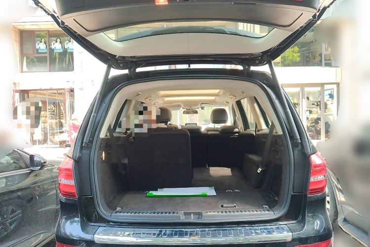 Used Mercedes-Benz GLS 2018 Facelift GLS 320 4MATIC Trunk