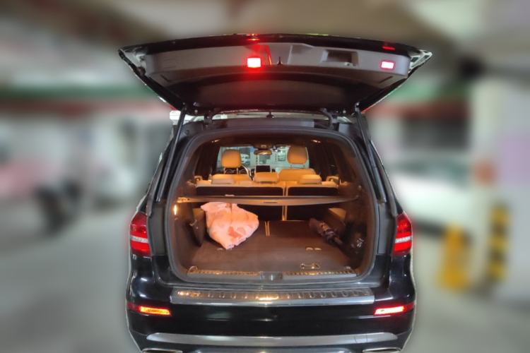 Used Mercedes-Benz GLS 2018 Facelift GLS 320 4MATIC Trunk