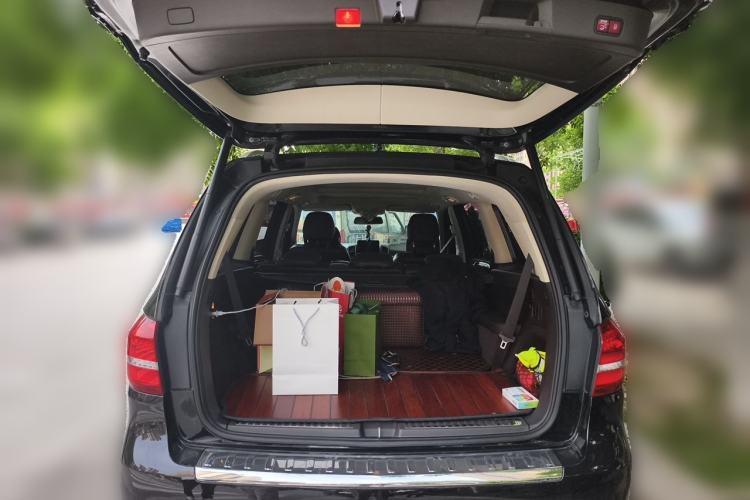 Used Mercedes-Benz GLS 2018 GLS 400 4MATIC Dynamic Model Trunk