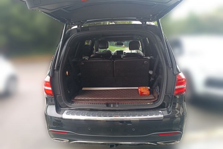 Used Mercedes-Benz GLS  Trunk
