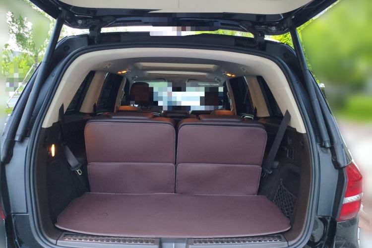 Used Mercedes-Benz GLS 2018 Refreshed GLS 400 4MATIC Dynamic Edition Trunk