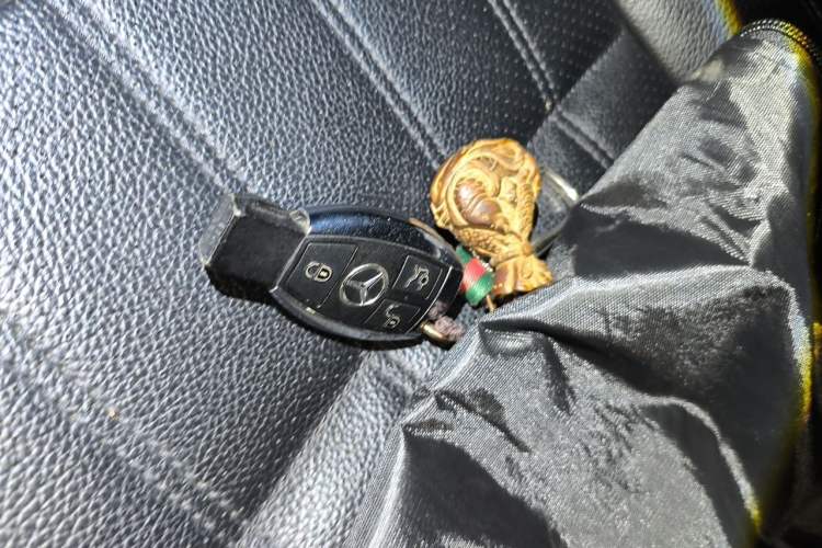 Used Mercedes-Benz GLS 2018 Facelift GLS 320 4MATIC Vehicle Key