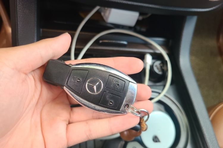 Used Mercedes-Benz GLS 2018 Restyled GLS 400 4MATIC Luxury Edition Vehicle Key