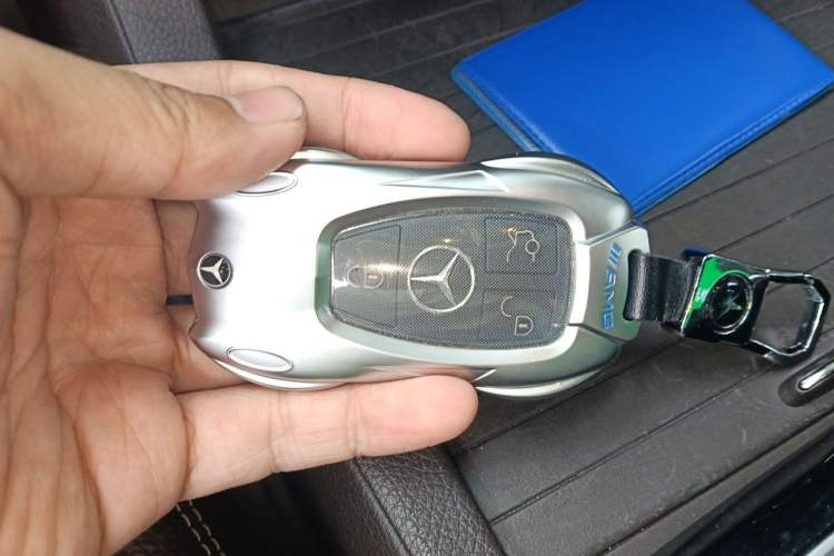 Used Mercedes-Benz GLS 2018 GLS 320 4MATIC Vehicle Key