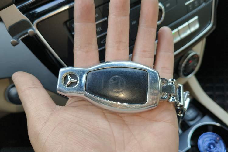 Used Mercedes-Benz GLS 2018 GLS 320 4MATIC Vehicle Key
