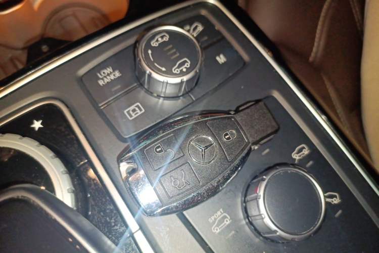 Used Mercedes-Benz GLS 2018 Refreshed GLS 400 4MATIC Dynamic Edition Vehicle Key