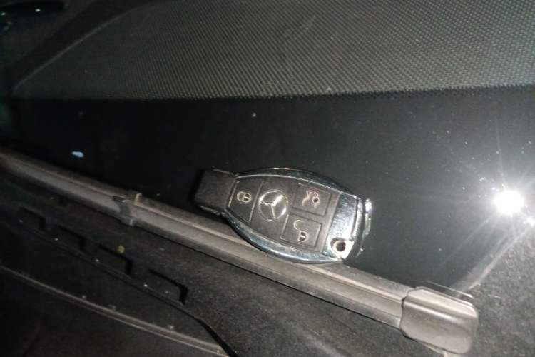 Used Mercedes-Benz GLS 2018 Facelift GLS 320 4MATIC Vehicle Key
