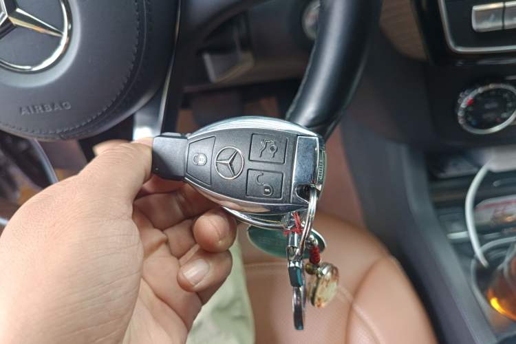 Used Mercedes-Benz GLS 2018 GLS 400 4MATIC Luxury Model Vehicle Key
