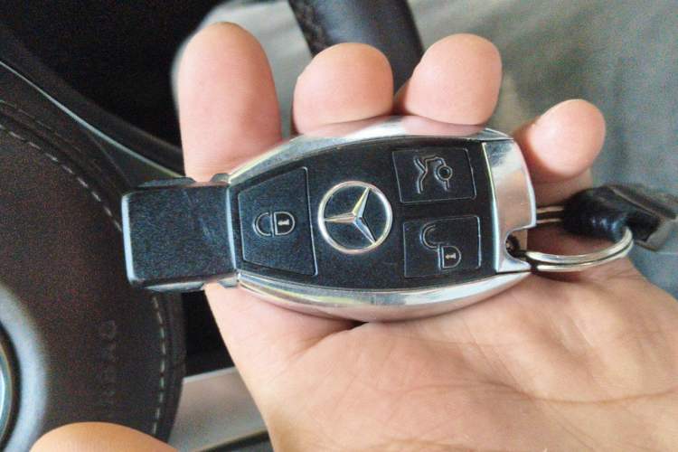 Used Mercedes-Benz GLS 2018 Refreshed GLS 400 4MATIC Dynamic Edition Vehicle Key