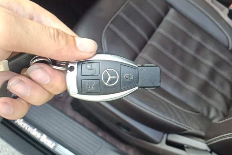 Used Mercedes-Benz GLS 2018 Refreshed GLS 400 4MATIC Dynamic Edition Vehicle Key