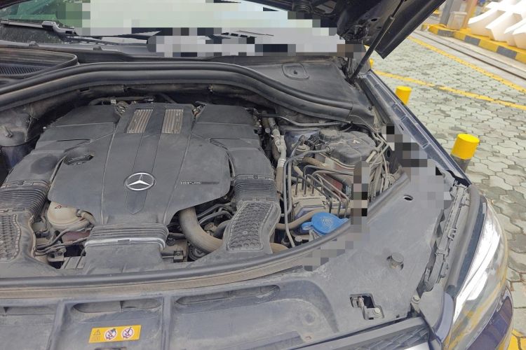 Used Mercedes-Benz GLS  Engine Bay Left