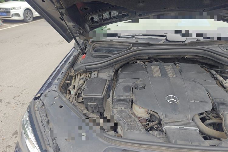 Used Mercedes-Benz GLS  Engine Bay Right
