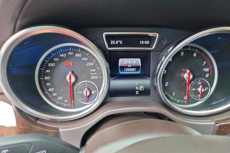 Used Mercedes-Benz GLS 2018 Refreshed GLS 400 4MATIC Dynamic Edition Odometer Close Up