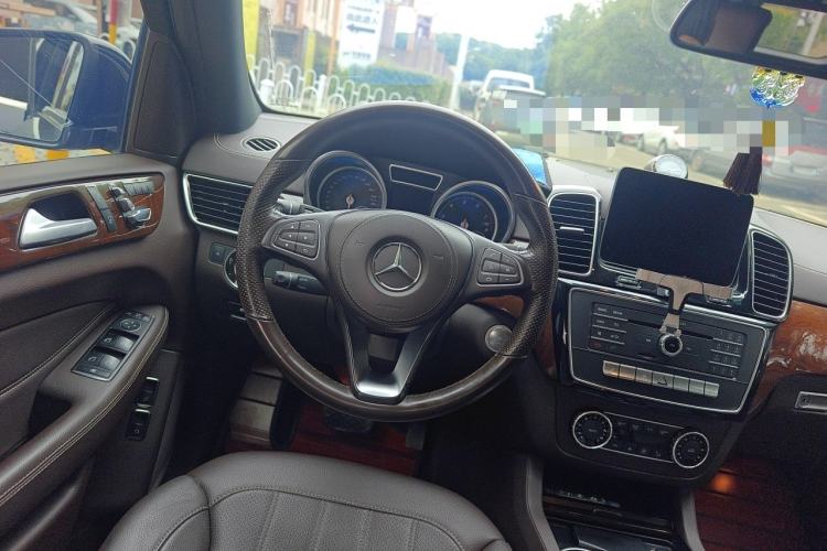Used Mercedes-Benz GLS  Steering Wheel