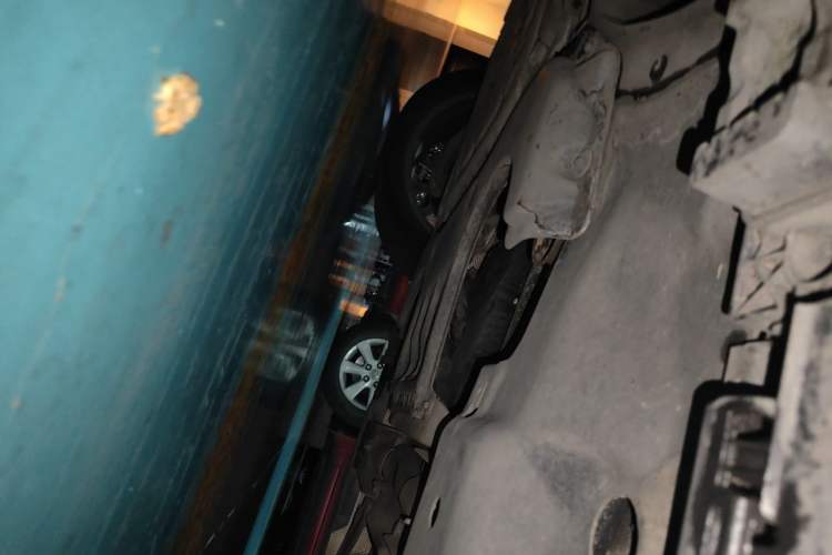 Used Mercedes-Benz GLS  Chassis Front Left
