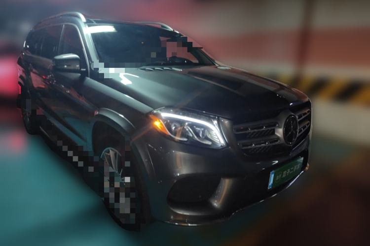 Used Mercedes-Benz GLS  Front Right 45 Deg