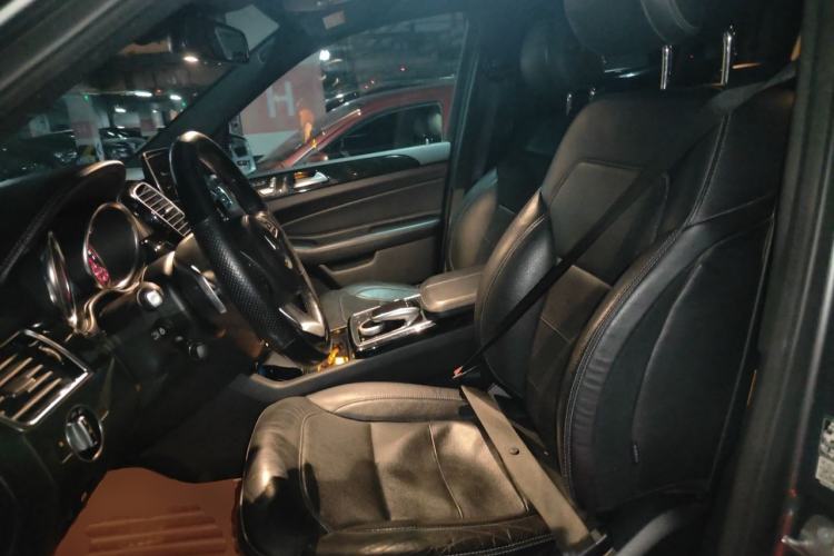 Used Mercedes-Benz GLS  Left Front Seat