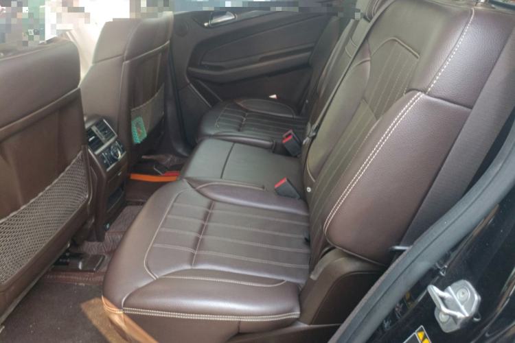 Used Mercedes-Benz GLS 2018 GLS 400 4MATIC Dynamic Model Left Rear Seat
