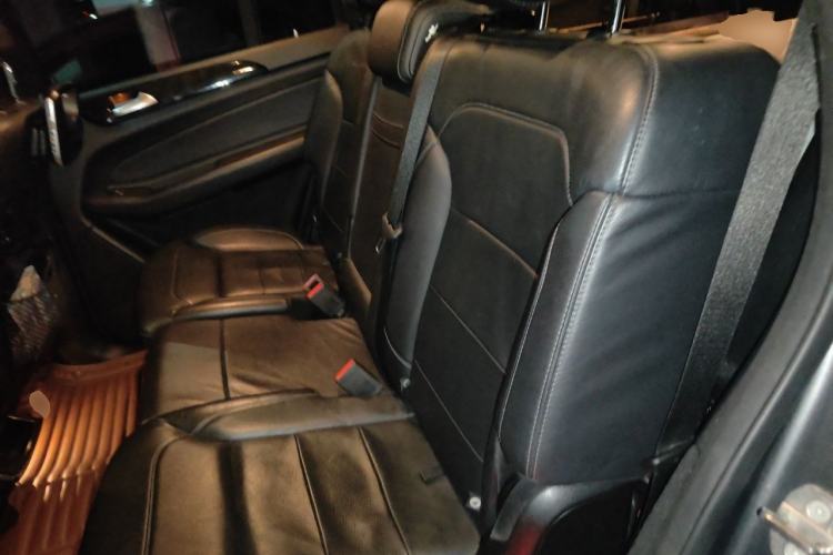 Used Mercedes-Benz GLS  Left Rear Seat