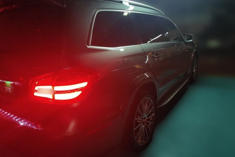 Used Mercedes-Benz GLS  Rear Right 45 Deg