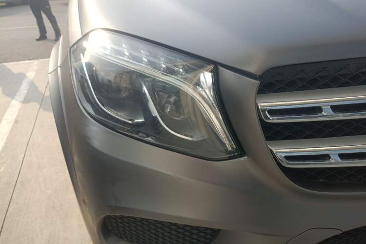 Used Mercedes-Benz GLS 2018 GLS 400 4MATIC Dynamic Model Right Front Headlight