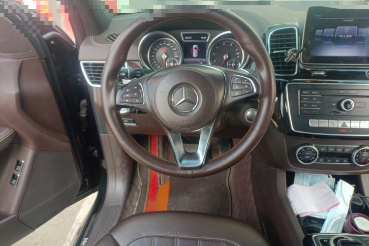 Used Mercedes-Benz GLS 2018 GLS 400 4MATIC Dynamic Model Steering Wheel