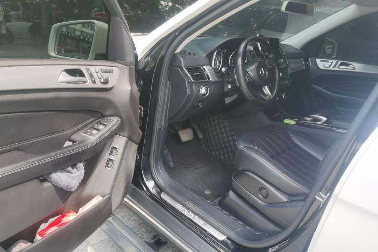 Used Mercedes-Benz GLS 2018 Facelift GLS 320 4MATIC Driver Seat