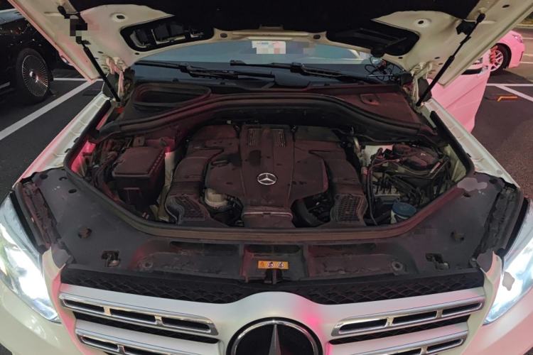 Used Mercedes-Benz GLS 2018 Refreshed GLS 400 4MATIC Dynamic Edition Engine Bay