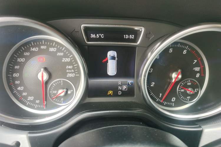 Used Mercedes-Benz GLS 2018 Facelift GLS 320 4MATIC Instrument Cluster