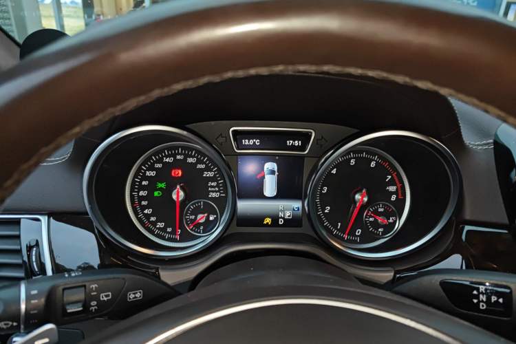 Used Mercedes-Benz GLS 2018 Refreshed GLS 400 4MATIC Dynamic Edition Instrument Cluster