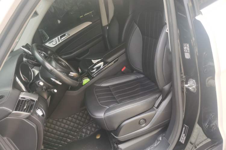 Used Mercedes-Benz GLS 2018 Facelift GLS 320 4MATIC Left Front Seat