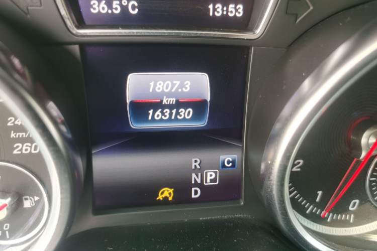 Used Mercedes-Benz GLS 2018 Facelift GLS 320 4MATIC Odometer Close Up