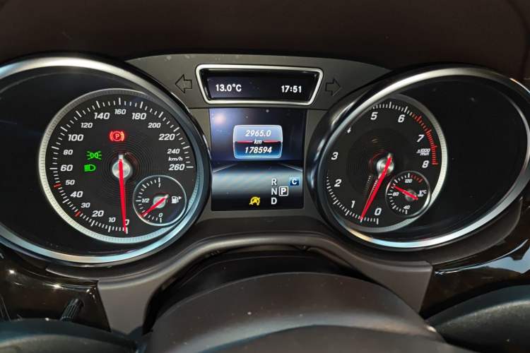 Used Mercedes-Benz GLS 2018 Refreshed GLS 400 4MATIC Dynamic Edition Odometer Close Up