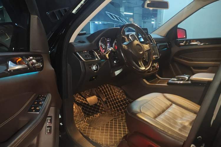 Used Mercedes-Benz GLS 2019 GLS 400 4MATIC Dynamic Edition Prestige Model Driver Seat
