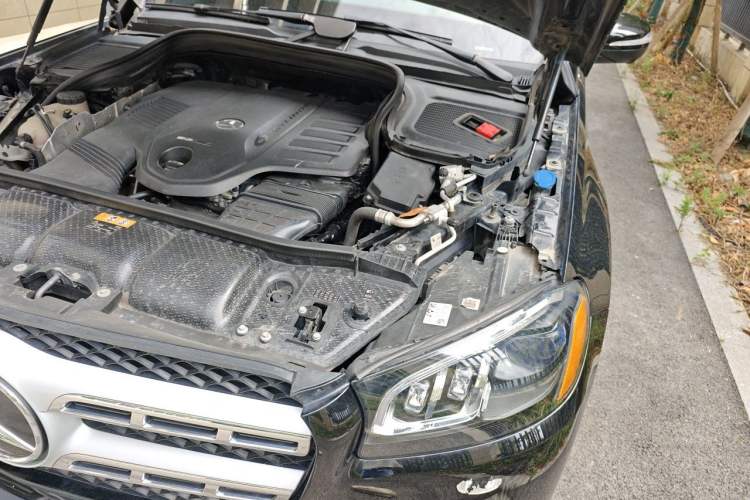 Used Mercedes-Benz GLS  Engine Bay Left