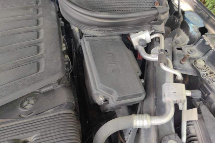 Used Mercedes-Benz GLS  Engine Bay Left