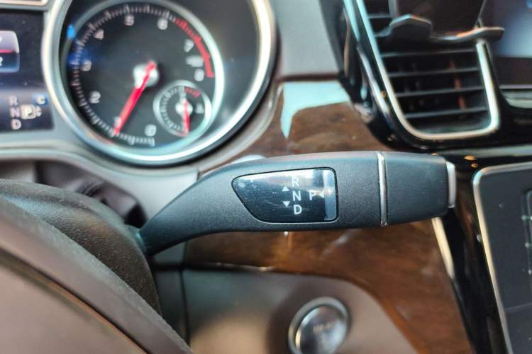 Used Mercedes-Benz GLS 2019 GLS 400 4MATIC Dynamic Edition Prestige Model Gear Lever