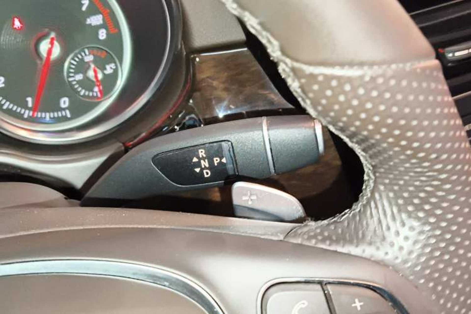 Used Mercedes-Benz GLS 2019 GLS 400 4MATIC Dynamic Edition Prestige Model Gear Lever