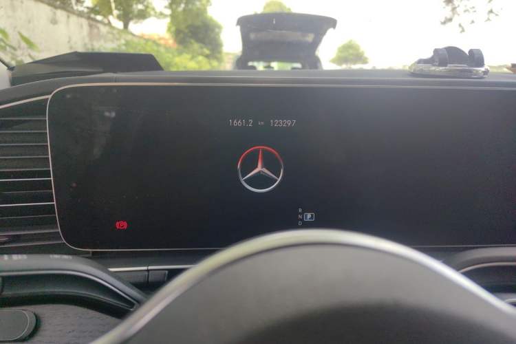 Used Mercedes-Benz GLS  Instrument Cluster