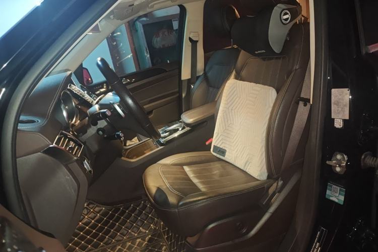 Used Mercedes-Benz GLS 2019 GLS 400 4MATIC Dynamic Edition Prestige Model Left Front Seat