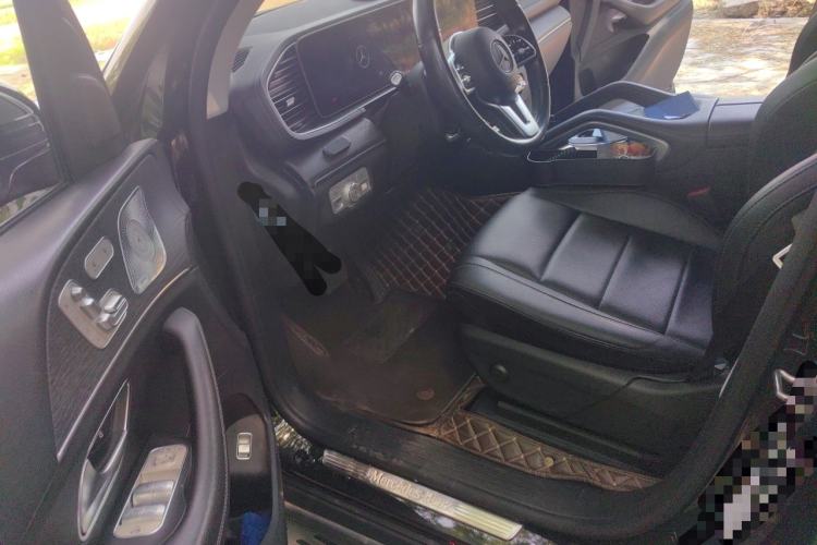 Used Mercedes-Benz GLS  Left Front Seat