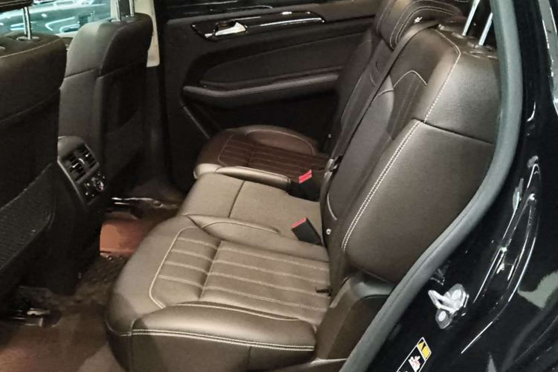 Used Mercedes-Benz GLS 2019 GLS 400 4MATIC Dynamic Edition Prestige Model Left Rear Seat