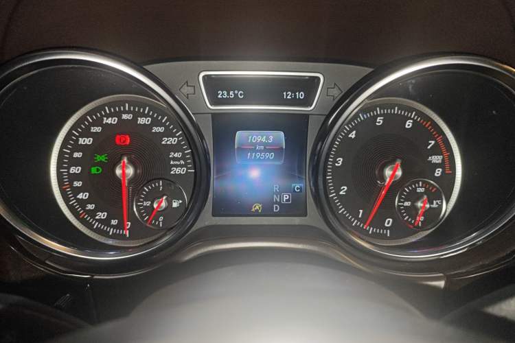 Used Mercedes-Benz GLS 2019 GLS 400 4MATIC Dynamic Edition Prestige Model Odometer Close Up