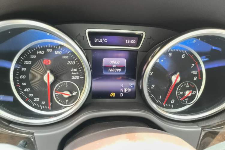 Used Mercedes-Benz GLS 2019 GLS 400 4MATIC Dynamic Edition Prestige Model Odometer Close Up