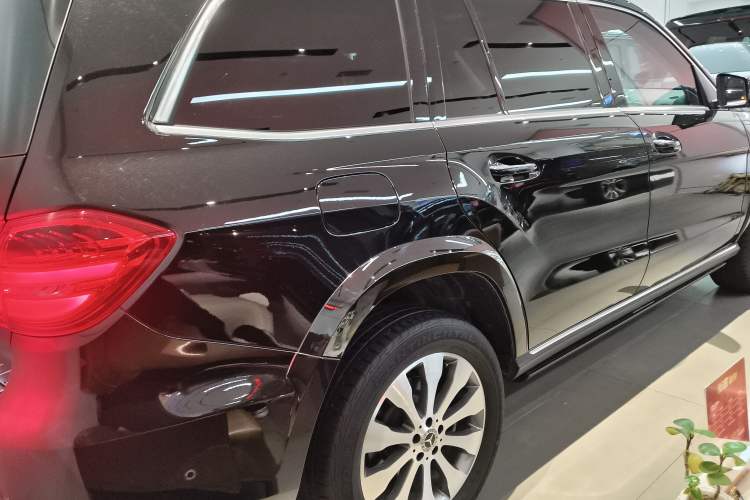Used Mercedes-Benz GLS 2019 GLS 400 4MATIC Dynamic Edition Prestige Model Rear Right 45 Deg