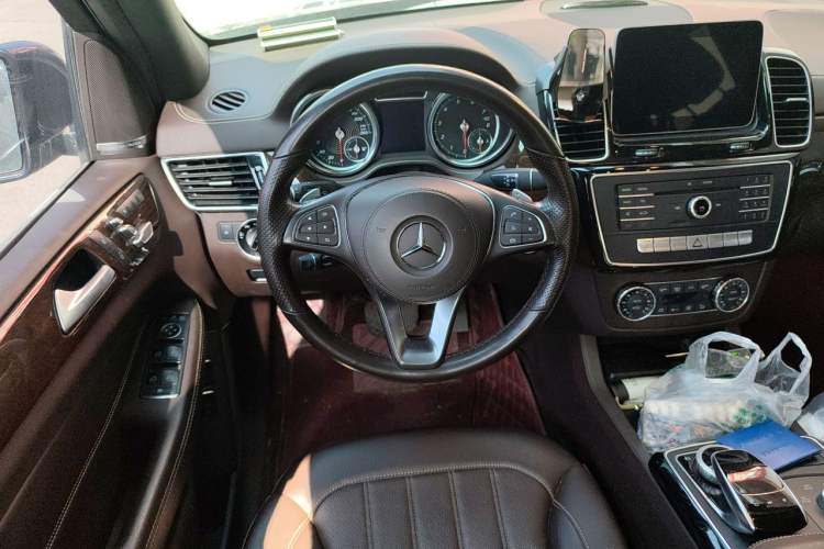 Used Mercedes-Benz GLS 2019 GLS 400 4MATIC Dynamic Edition Prestige Model Steering Wheel