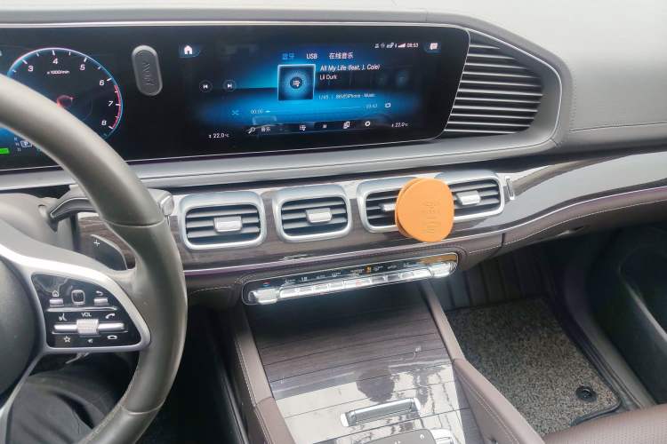 Used Mercedes-Benz GLS 2020 GLS 450 4MATIC Dynamic Edition Audio And AC Panel